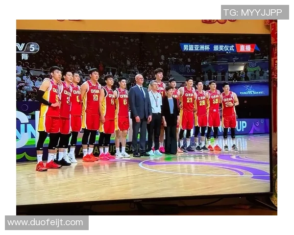 杭州篮球队在全国耐力排行榜中荣获第四名展现出强大实力与团队精神